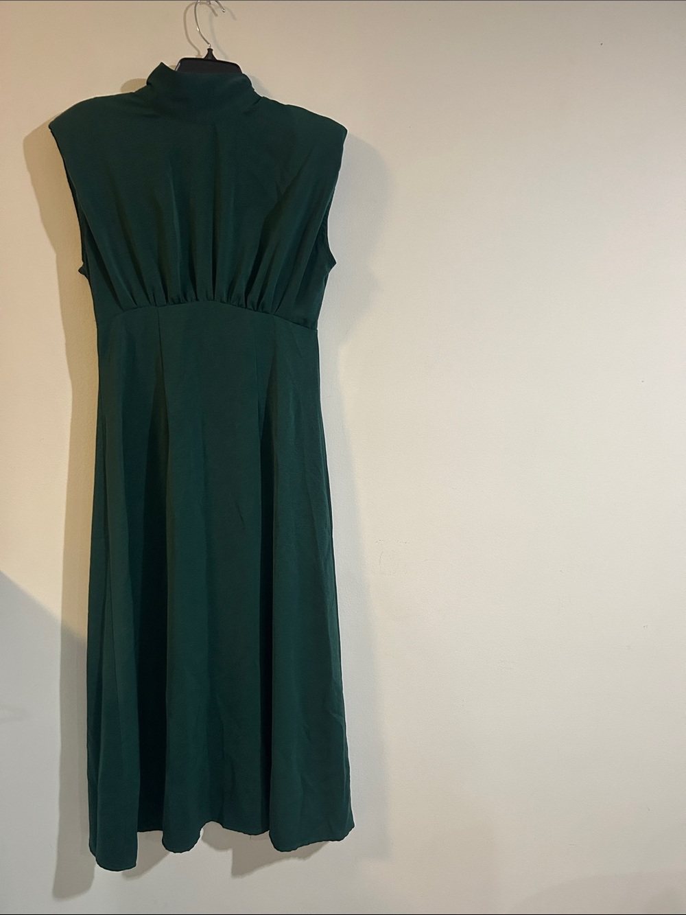 SHEIN Dark Green Sleeveless Midi Dress with High Neck